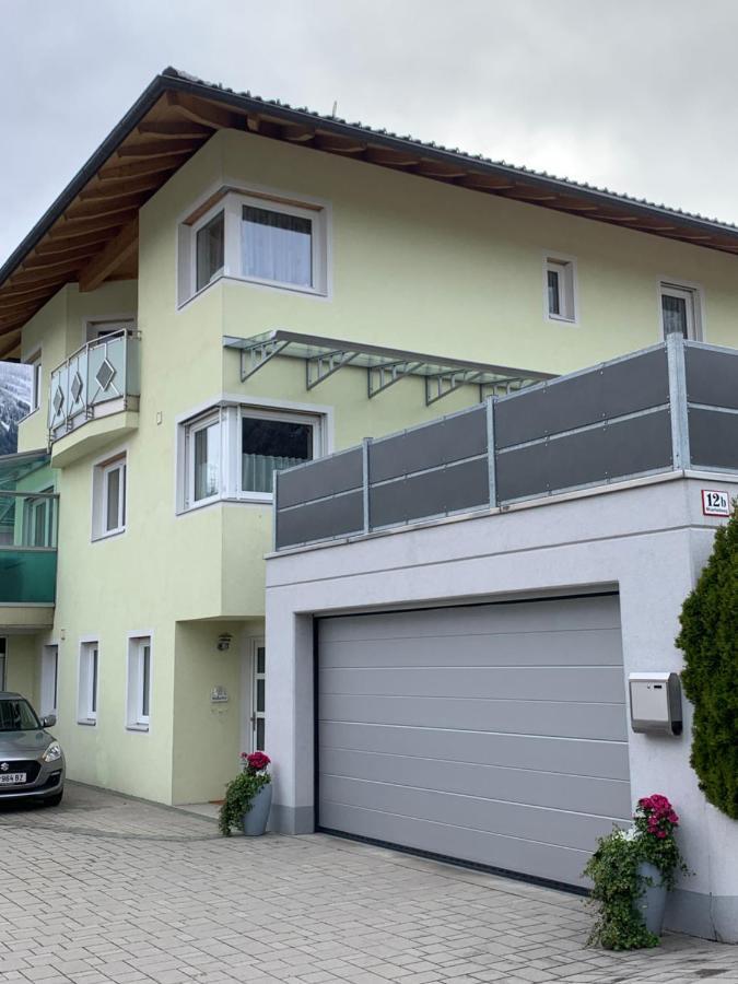 Haus Helga Apartment Lienz Exterior photo